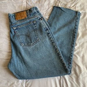 Cropped Levi’s Jeans